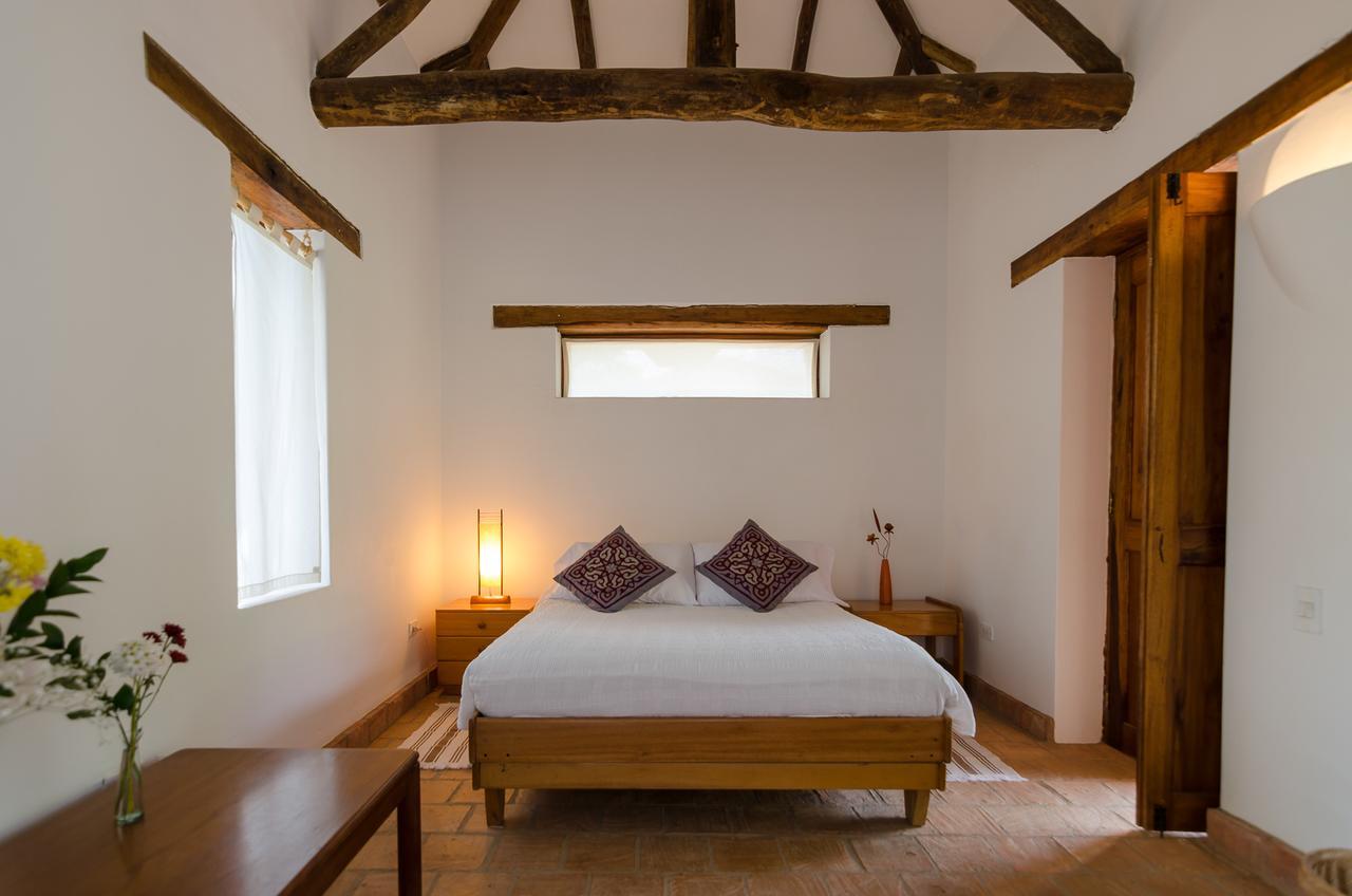Hostal Casa Del Arte Robles Esterno foto